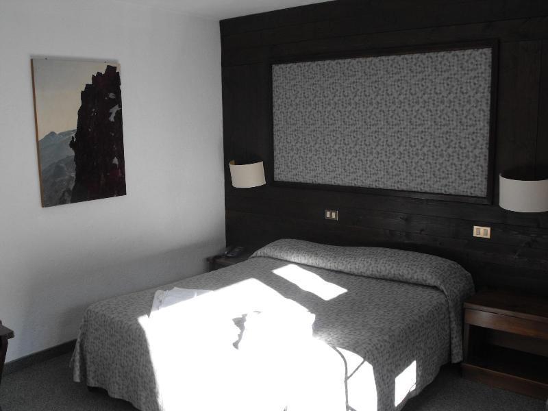 Hotel I Larici Bardonecchia Kültér fotó