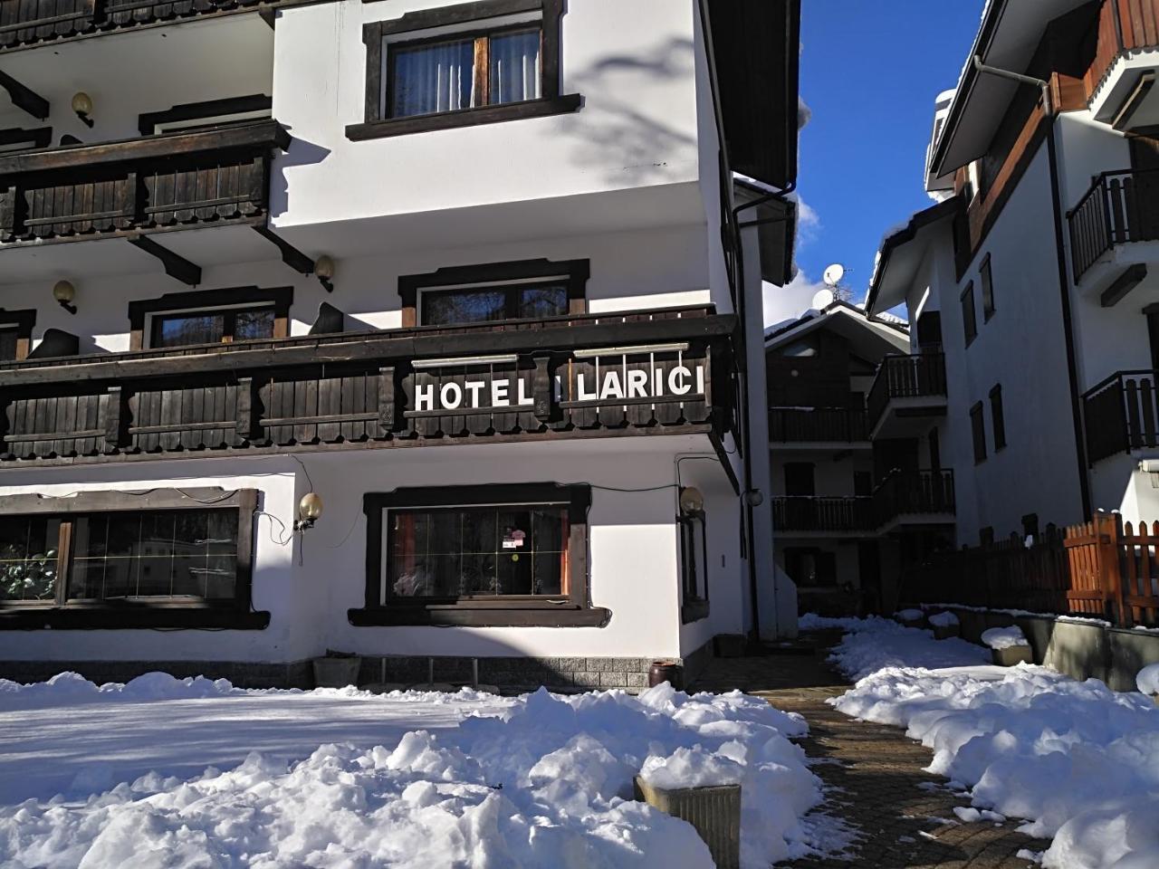 Hotel I Larici Bardonecchia Kültér fotó