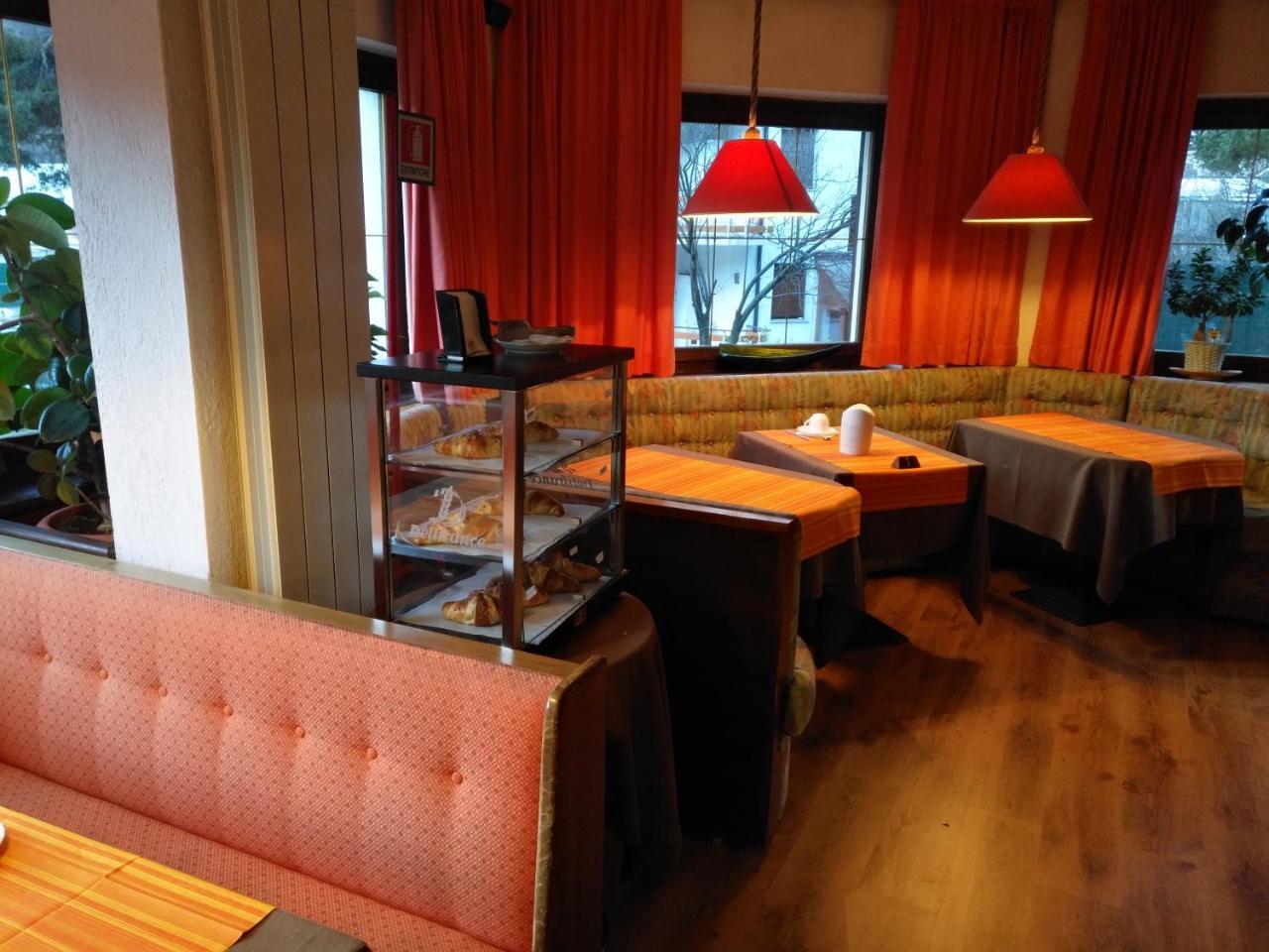 Hotel I Larici Bardonecchia Kültér fotó